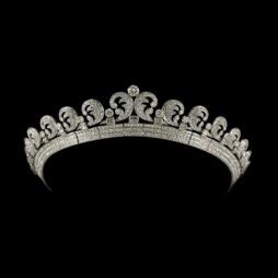 cartier halo tiara meaning.